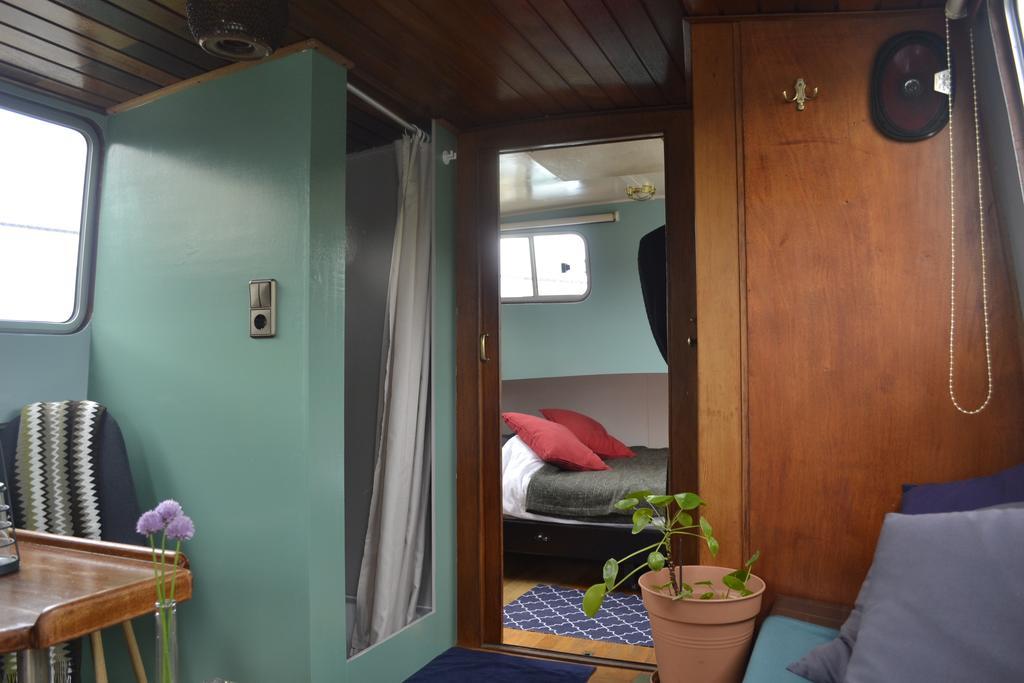 Floating B&B Amsterdam Exterior photo