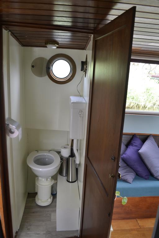 Floating B&B Amsterdam Exterior photo